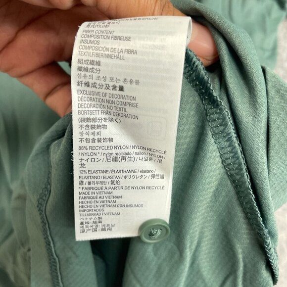 NWOT Kirkland Signature Men's M Green Polo Active Shirt - Picture 6 of 9